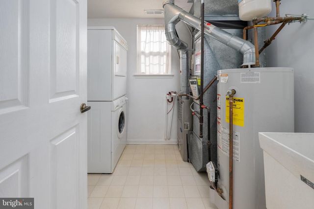 71 PEPPERGRASS DR S, Mount Laurel, NJ 08054