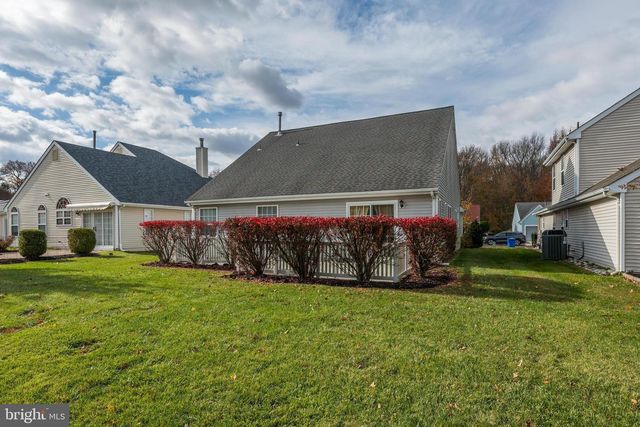 71 PEPPERGRASS DR S, Mount Laurel, NJ 08054