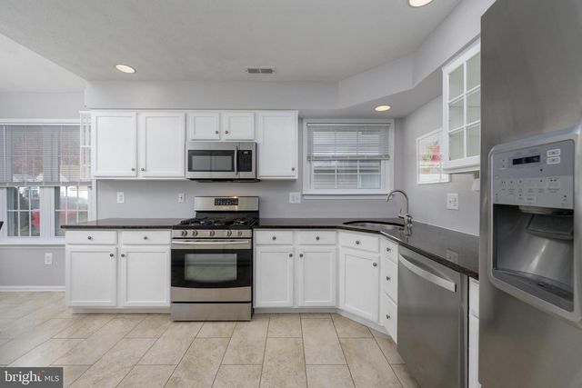 71 PEPPERGRASS DR S, Mount Laurel, NJ 08054