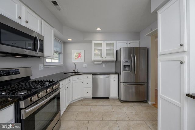 71 PEPPERGRASS DR S, Mount Laurel, NJ 08054