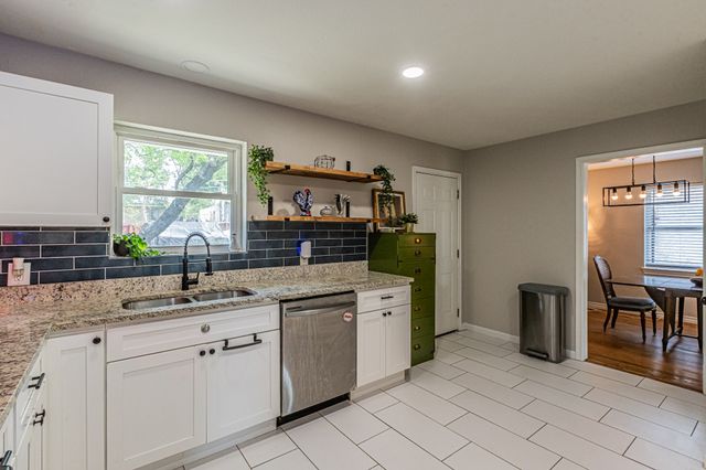 3520 Loganwood Drive, Dallas, TX 75227