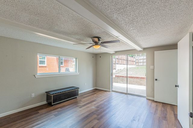 3520 Loganwood Drive, Dallas, TX 75227