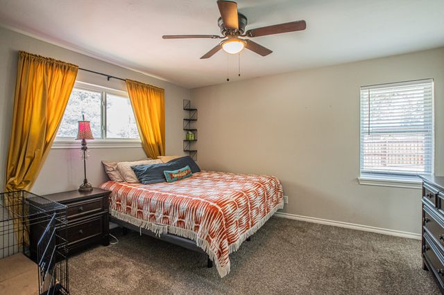 3520 Loganwood Drive, Dallas, TX 75227