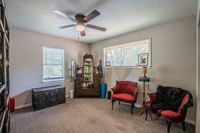 3520 Loganwood Drive, Dallas, TX 75227