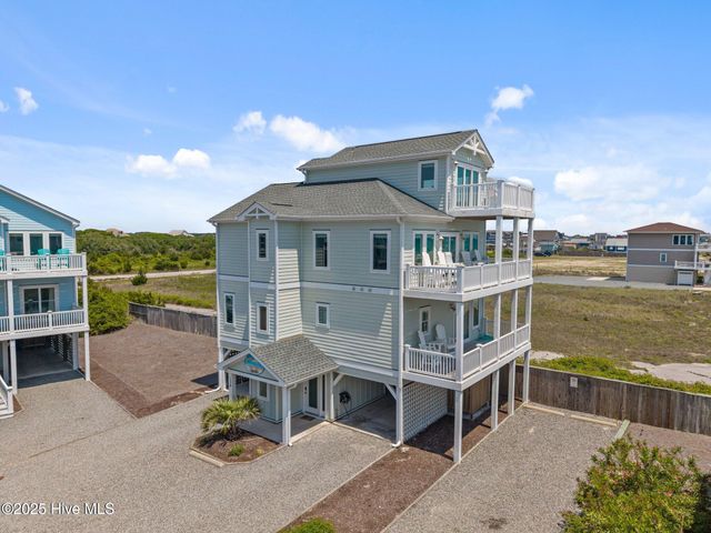 130 N Permuda Wynd Drive, N Topsail Beach, NC 28460