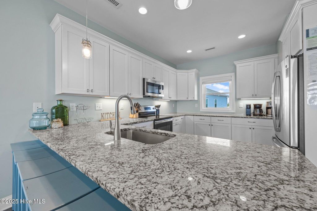 Image 40 of property listing at 130 N Permuda Wynd Drive, N Topsail Beach, NC 28460