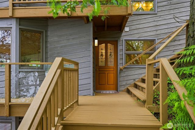 6511 27th Lane SE, Lacey, WA 98503