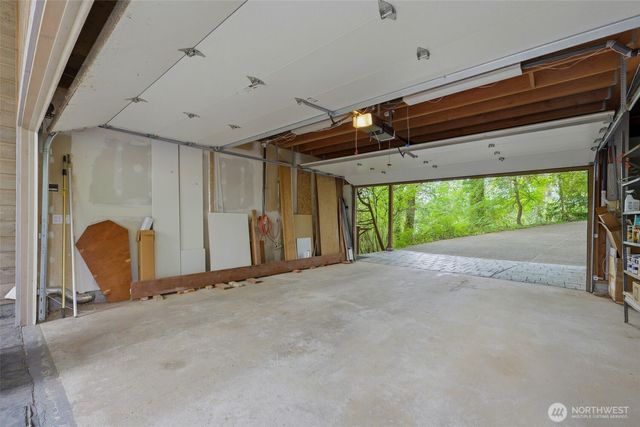 6511 27th Lane SE, Lacey, WA 98503