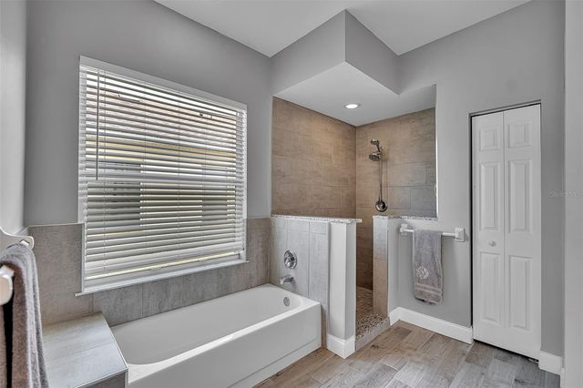 6409 FETTERBUSH LANE, Lakewood Ranch, FL 34202