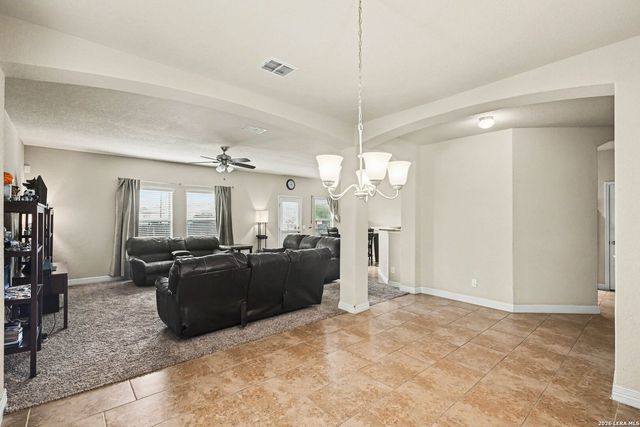 1107 Caspian Pt, San Antonio, TX 78245