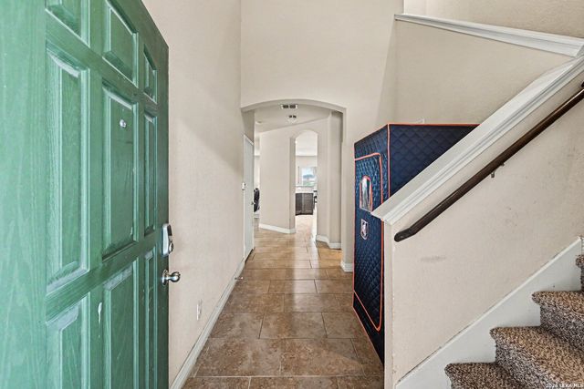 1107 Caspian Pt, San Antonio, TX 78245