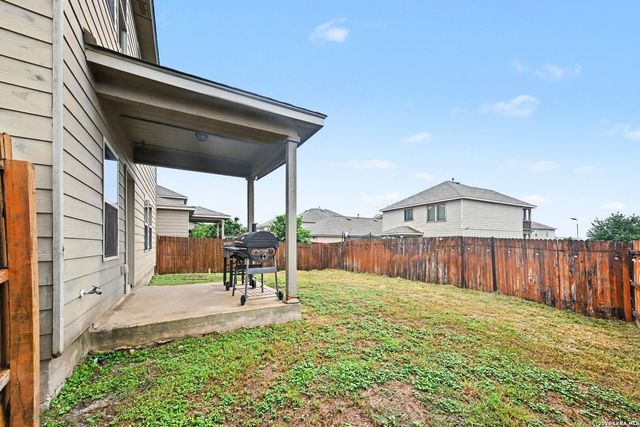 1107 Caspian Pt, San Antonio, TX 78245
