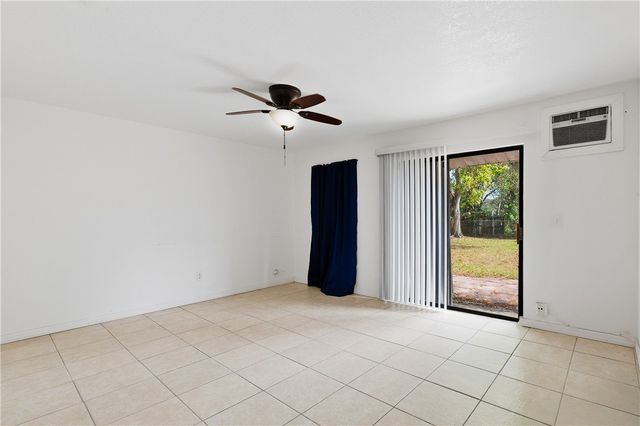 1710 29th Avenue, Vero Beach, FL 32960