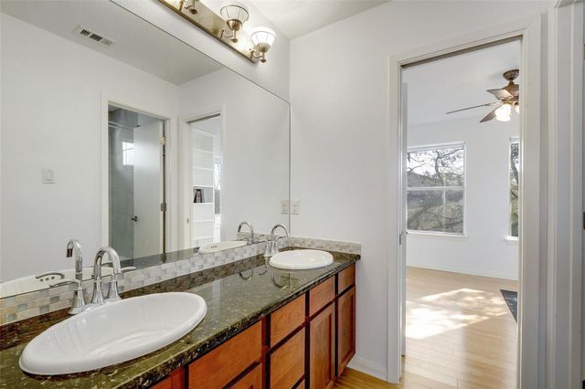 2009 E 14th ST, Austin, TX 78702