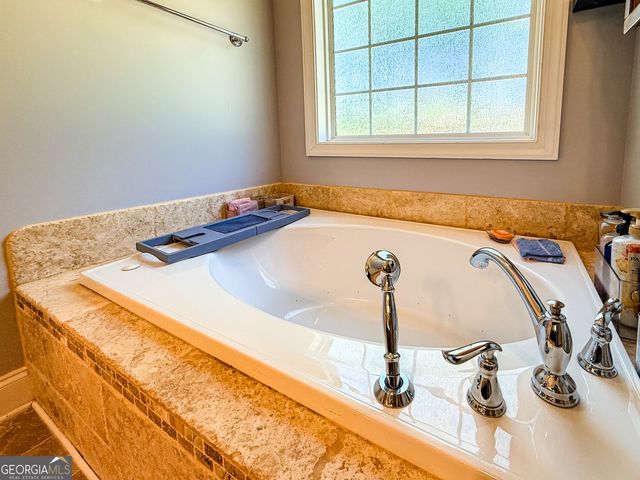 1917 Albert Reid Road, Cleveland, GA 30528