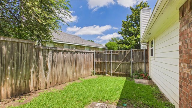 1405 Meadowbrook Drive, Mckinney, TX 75069