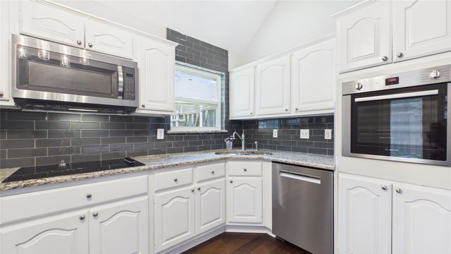 1405 Meadowbrook Drive, Mckinney, TX 75069