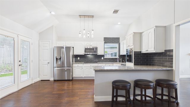 1405 Meadowbrook Drive, Mckinney, TX 75069