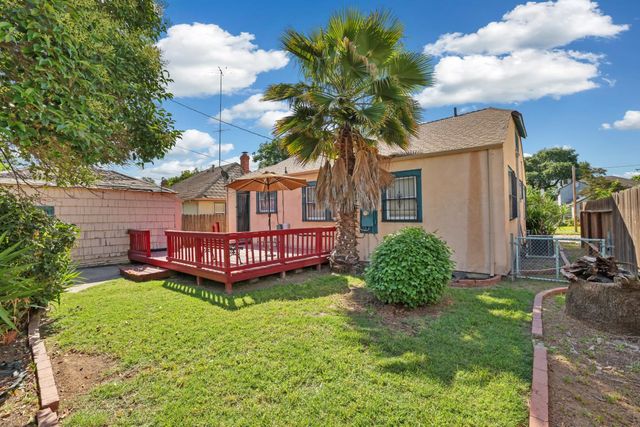 1885 Lucerne, Stockton, CA 95203