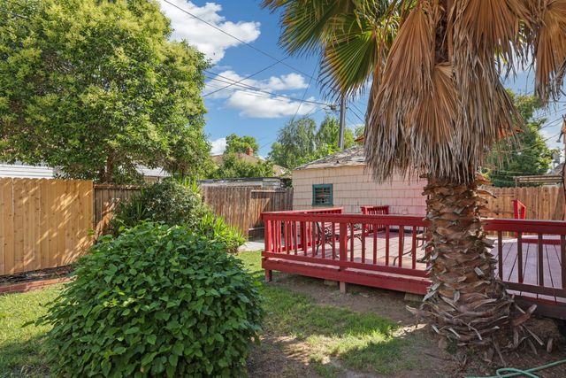 1885 Lucerne, Stockton, CA 95203