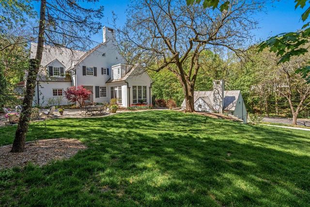 323 S Garfield AVENUE, Janesville, WI 53545