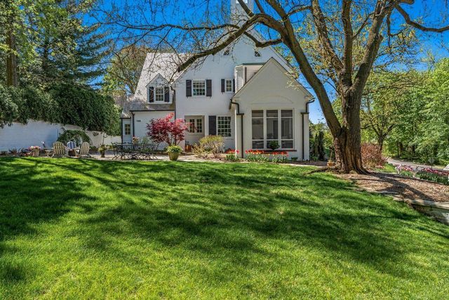 323 S Garfield AVENUE, Janesville, WI 53545