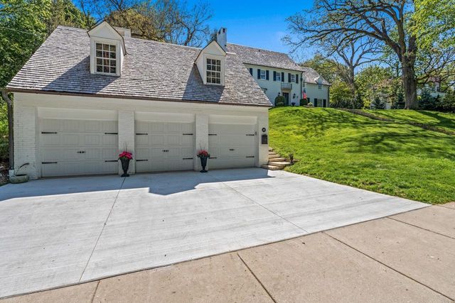 323 S Garfield AVENUE, Janesville, WI 53545