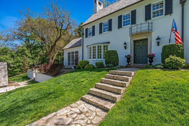 323 S Garfield AVENUE, Janesville, WI 53545