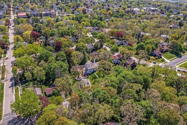 323 S Garfield AVENUE, Janesville, WI 53545