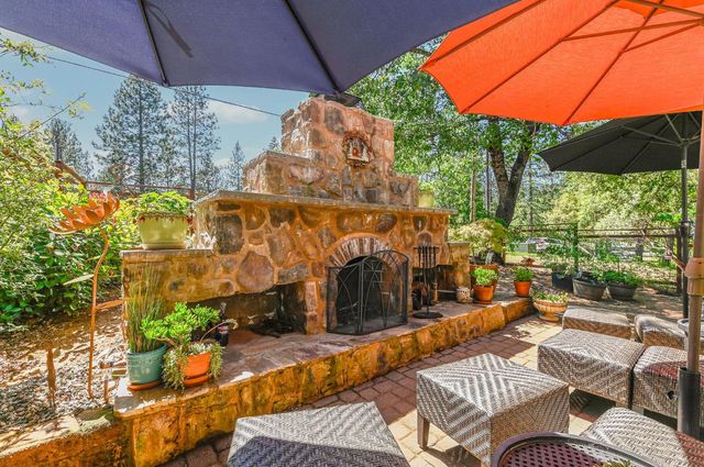 11266 Clinton Bar Rd, Pine Grove, CA 95665