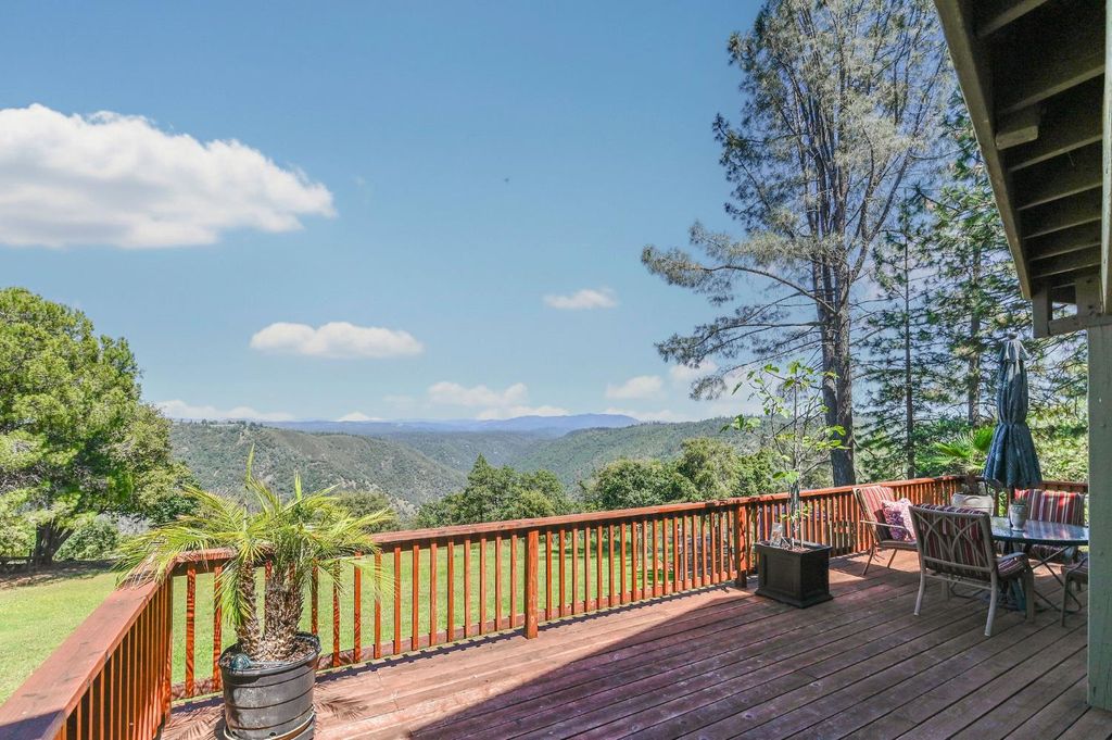 11266 Clinton Bar Rd, Pine Grove, CA 95665