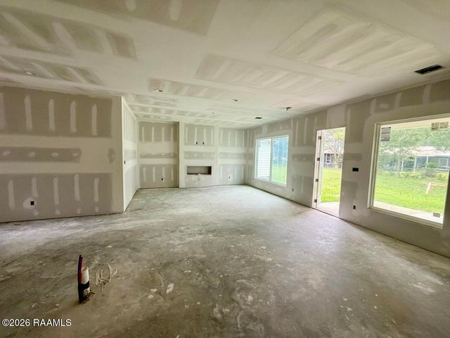 105 Berchman Oaks Drive, Lafayette, LA 70506