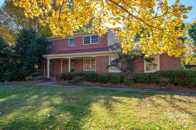 1131 Woodvale Avenue, Gastonia, NC 28054