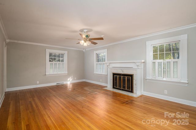 1131 Woodvale Avenue, Gastonia, NC 28054