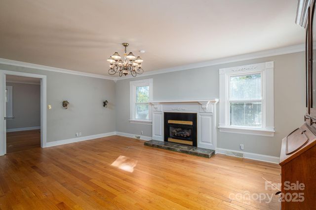 1131 Woodvale Avenue, Gastonia, NC 28054