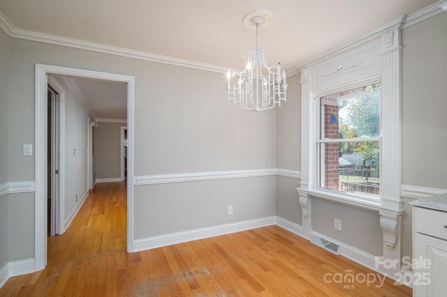 1131 Woodvale Avenue, Gastonia, NC 28054