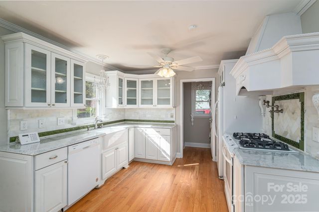 1131 Woodvale Avenue, Gastonia, NC 28054