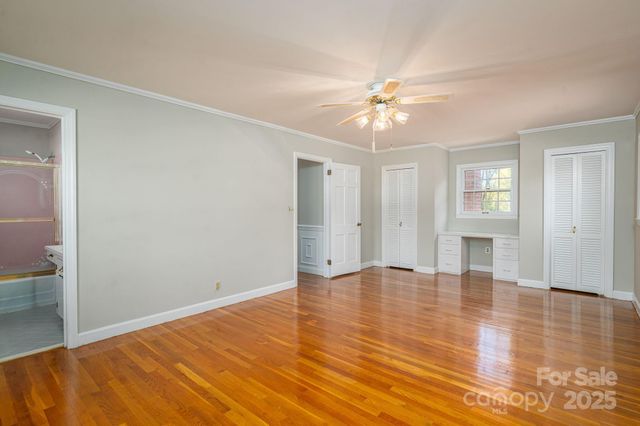 1131 Woodvale Avenue, Gastonia, NC 28054