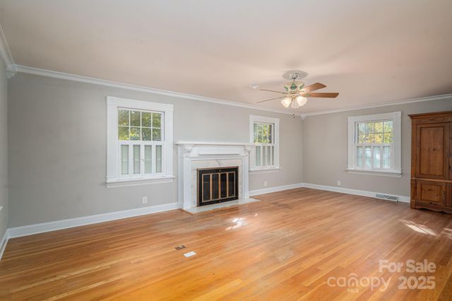 1131 Woodvale Avenue, Gastonia, NC 28054