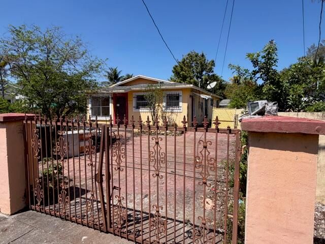 2901 NW 26th Street, Oakland Park, FL 33311