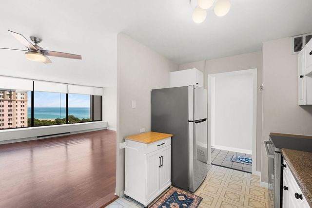 5455 N Sheridan Road 2003, Chicago, IL 60640