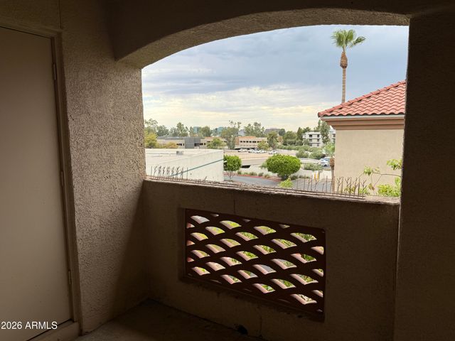 5104 N 32ND Street 446, Phoenix, AZ 85018