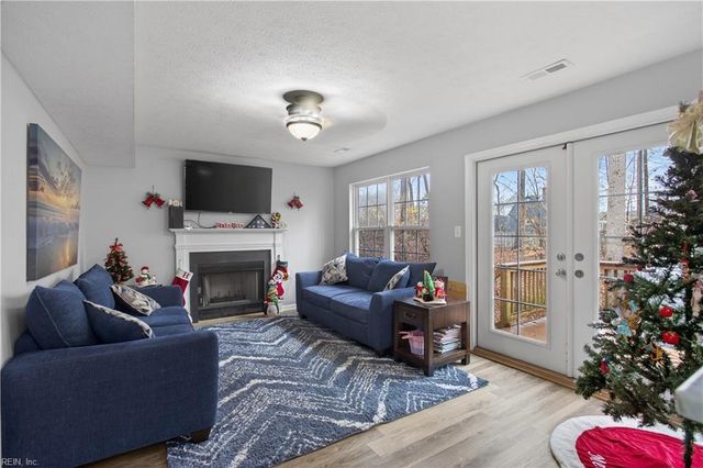 148 View Pointe DR, Newport News, VA 23603