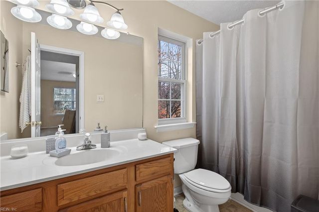 148 View Pointe DR, Newport News, VA 23603