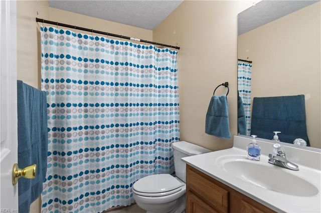 148 View Pointe DR, Newport News, VA 23603