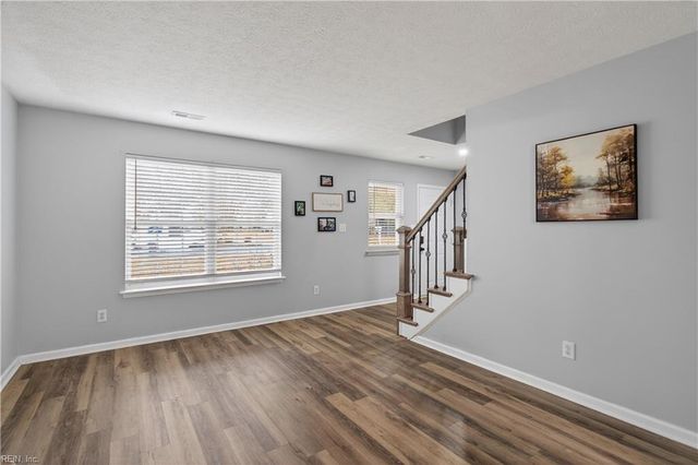 148 View Pointe DR, Newport News, VA 23603