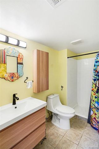 61156 Greenwood Drive, South Lyon, MI 48178