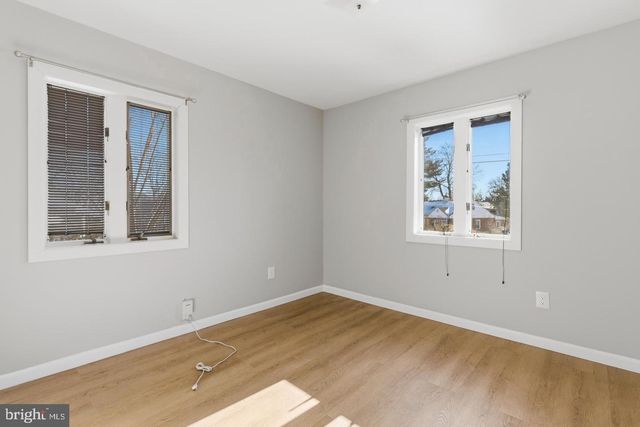 1813 OLMSTEAD DR, Falls Church, VA 22043
