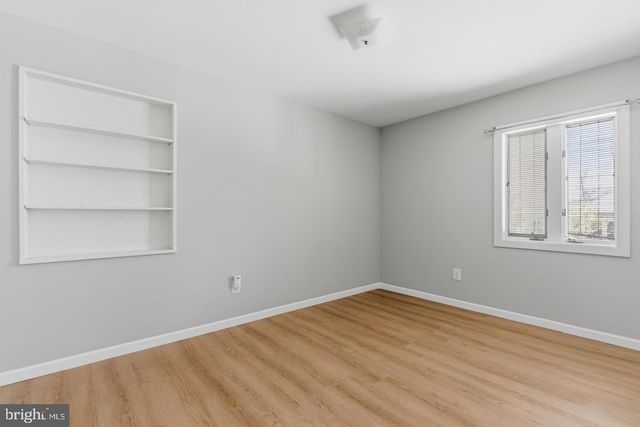 1813 OLMSTEAD DR, Falls Church, VA 22043