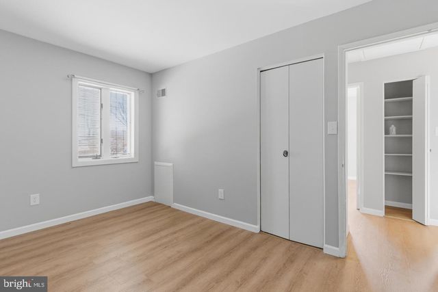 1813 OLMSTEAD DR, Falls Church, VA 22043